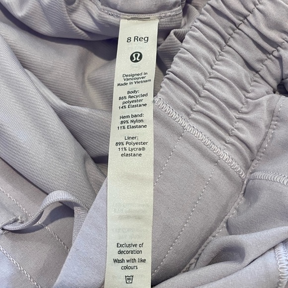 Lululemon Hotty Hots - Picture 2 of 3